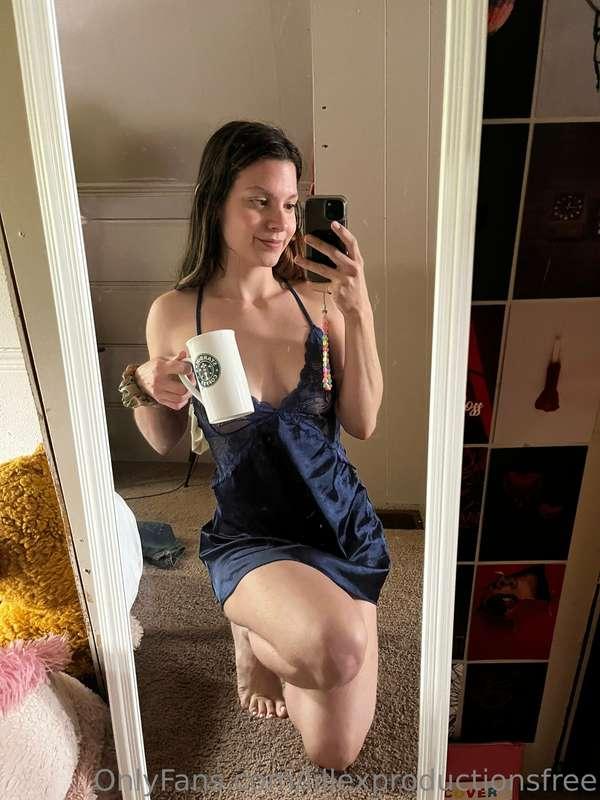 Imagine waking up next to me 😌 I would wake you up with head..