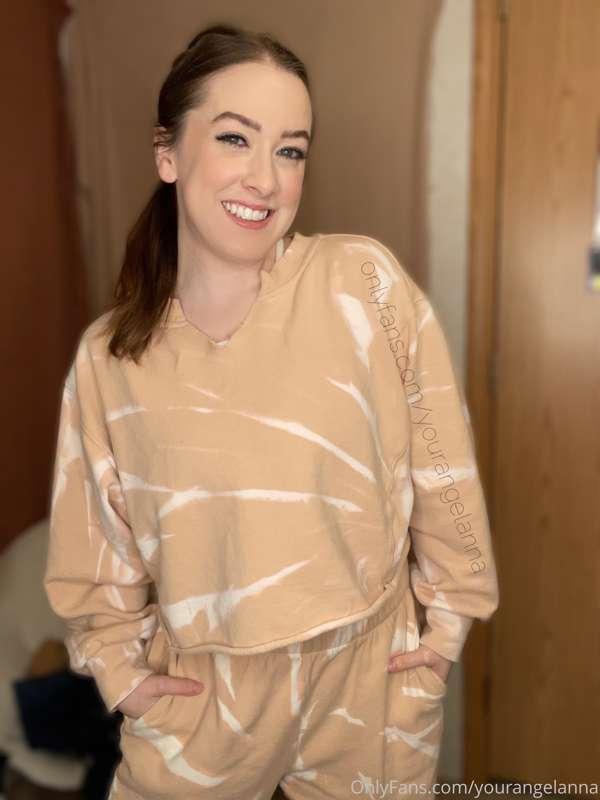 Happy Monday loves 🥰♥️ Have a great day!!