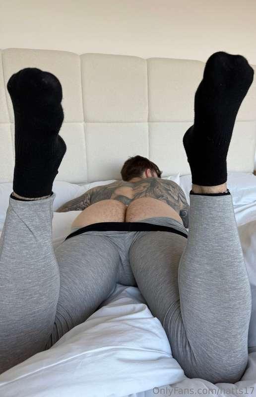 Want me to turn over? 😏 🍑 
