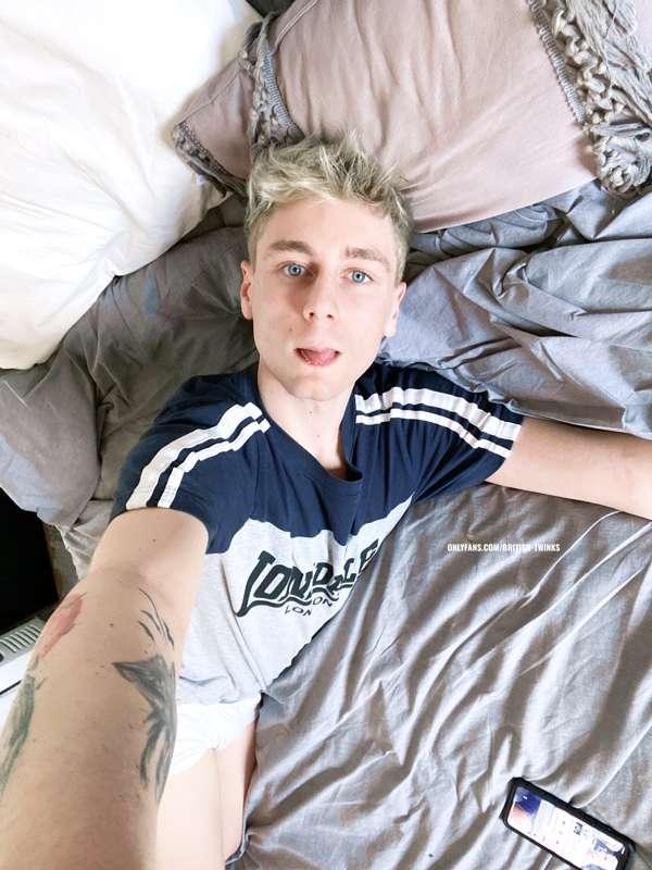 british-twinks image #0