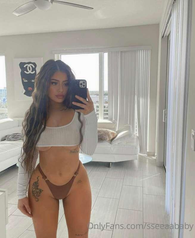 😈