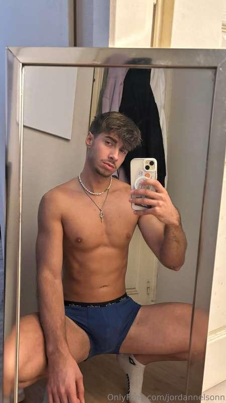 Can’t stop thinking about me? I like that. 😉😈