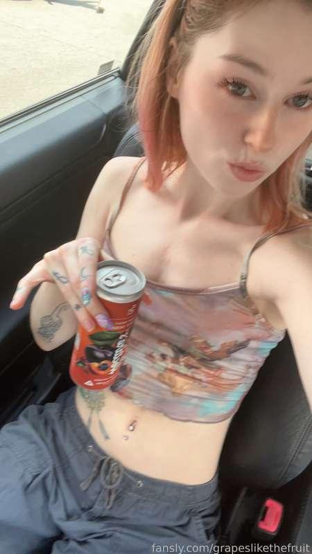Tip 10$ to buy me a lil treat 🍬 #fyp #findomgoddess 