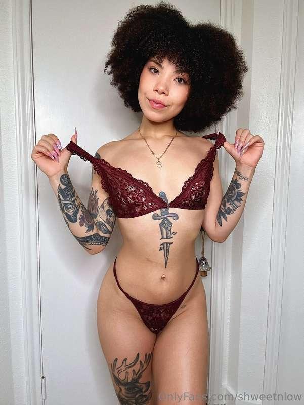 A lil messy, very sexy 🫣💫
