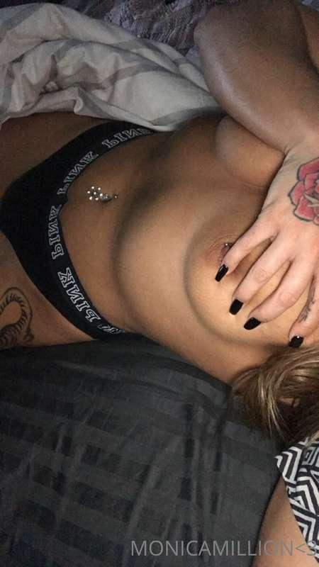 What‘a your favourite position? 😇