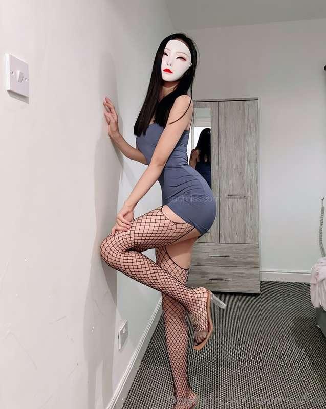 I think heels make my legs look longer and I look more fragi..