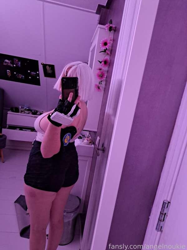 I'll try to get more pics after my vacation +