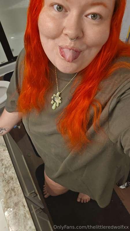 Feeling a little bratty today 😝😝