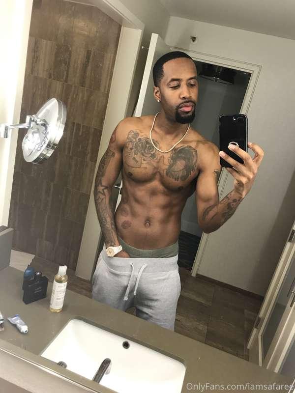 Star ya day out motivated!!!! Make it productive ‼️‼️