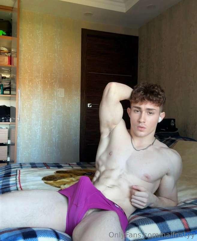 My dick is hard as a rock right now 😈