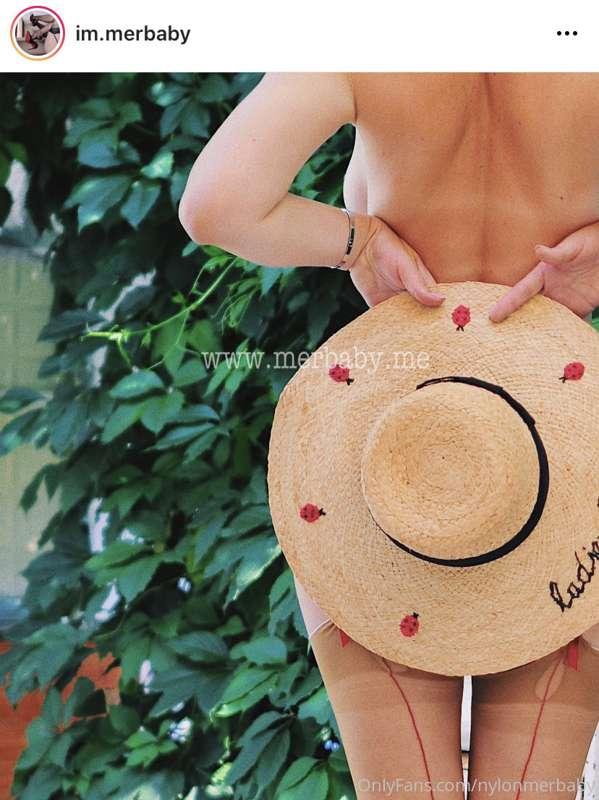 Village life 👇🏻🐞
Https://onlyfans.com/merbaby