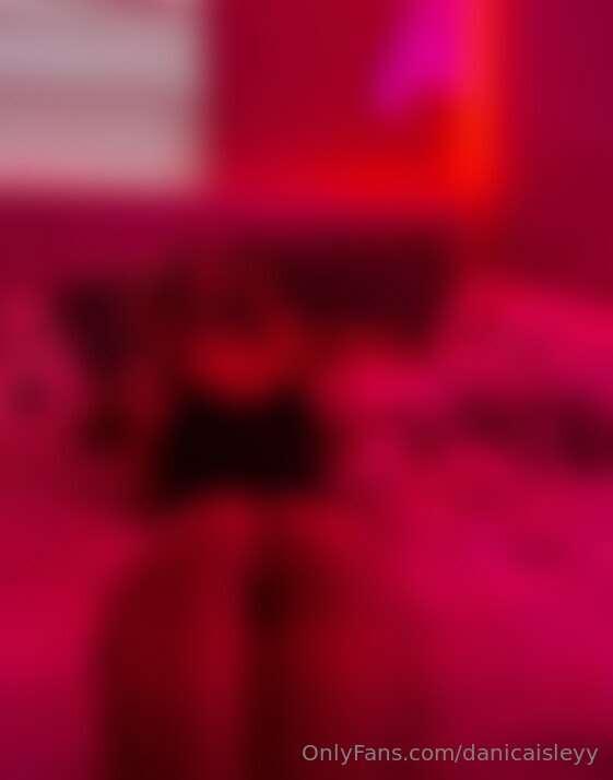danicaisleyy main image
