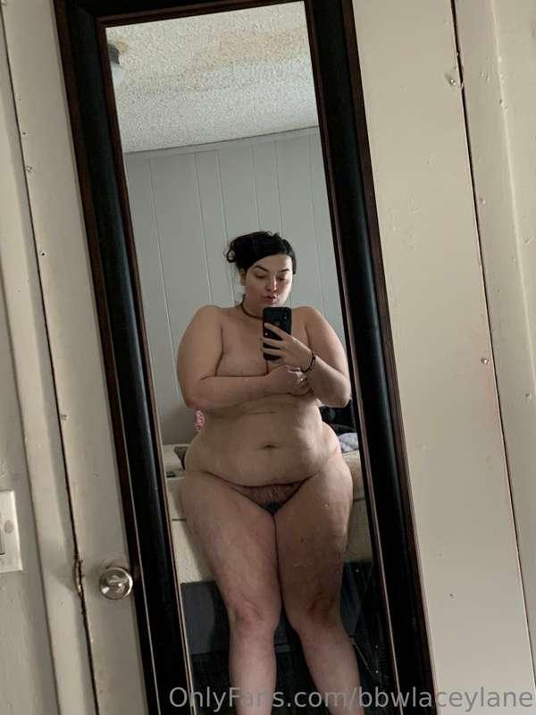 Like if you love thick thighs