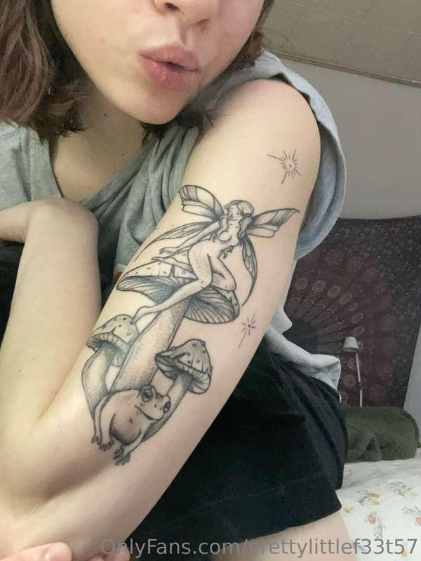 Do you like my new tattoo?? It’s my first one! 🧚‍♂️ ❤️ 🍄