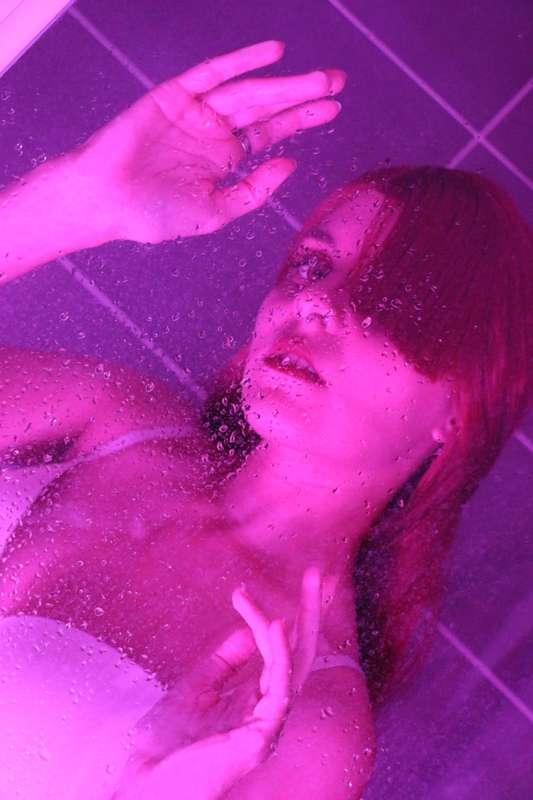 Kouyou Ozaki (Shower shooting)