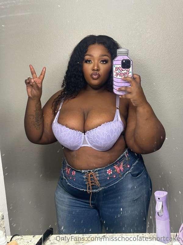 Check your dms, send me some tips, watch my story, buy a bun..