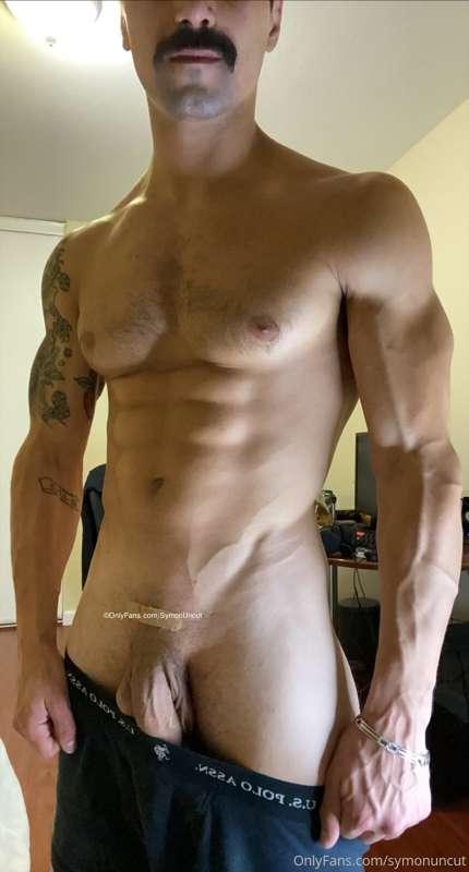 Pull my underwear down and watch me flex. Scroll for the vid..