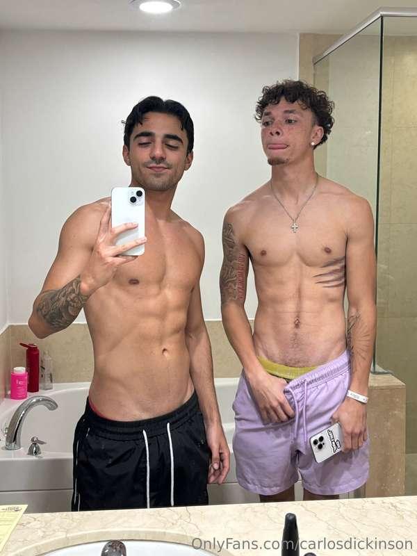 carlosdickinson image #4