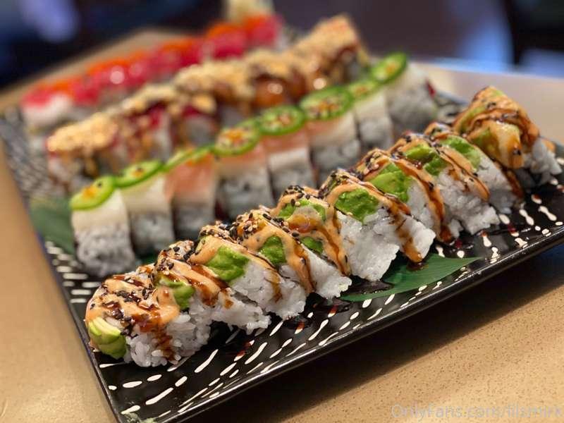 I want some sushi!  Actually, I NEED some sushi today!  Who ..