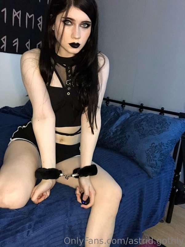 Uh oh - Looks like I'm a little tied up 🙊