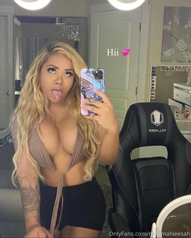 I’m so horny today.. 😩LIKE if you want to help me 🥺