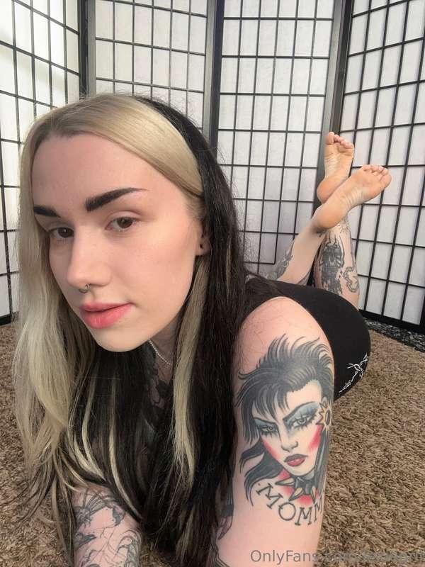 lexiegrll image #0