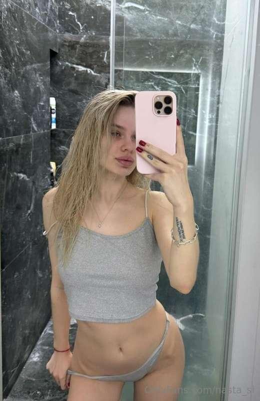 💞Hello, I’m Sylvia @sylwia_laly, 🥰 I’m 20, and between lectu..