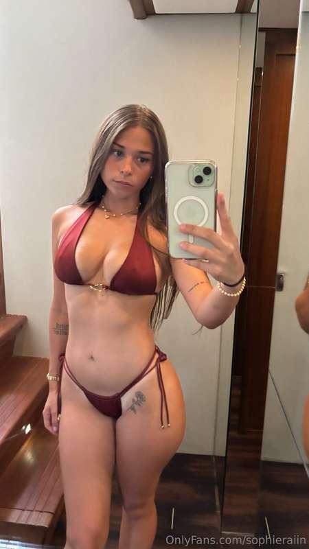 yes im always in a bikini 