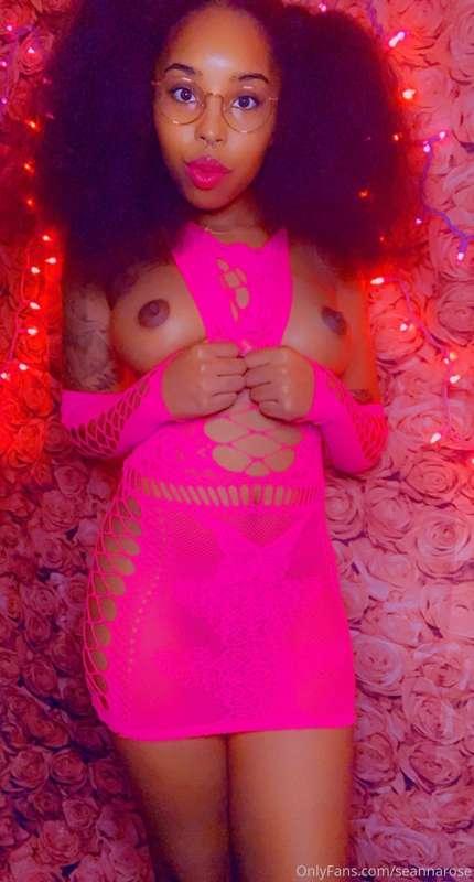 You can say I had fun taking the pictures and I look soooo F..