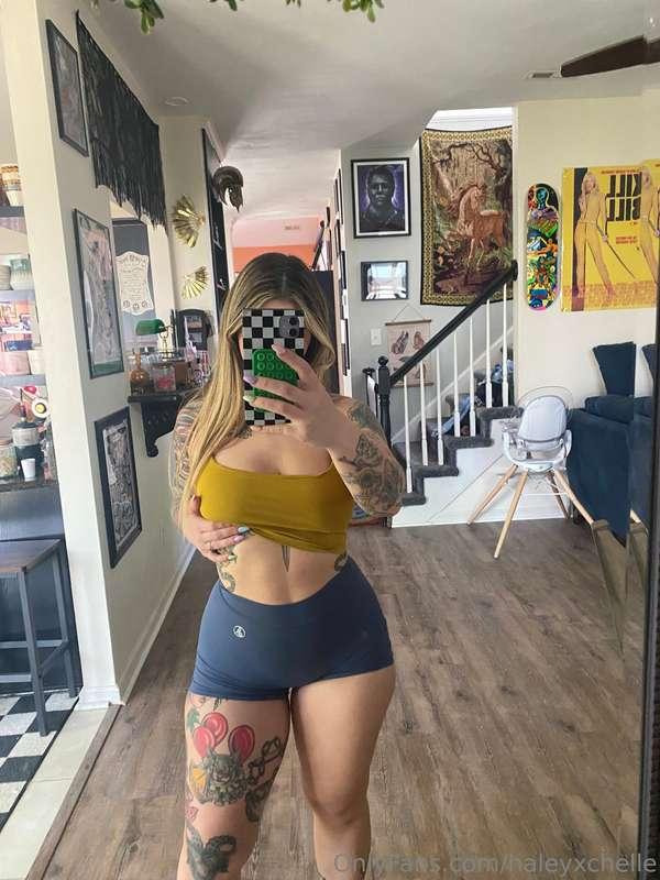 which one would you remove from this pic? ;)