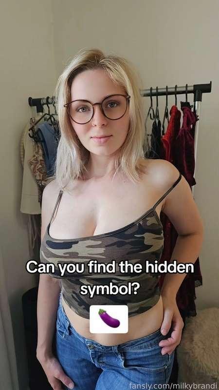 Can you find the hidden eggplant? 🍆

#fyp #teen #petite #busty #bigtits #blonde #glasses #girlnextdoor #tease #sexy