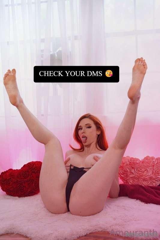 amouranth main image