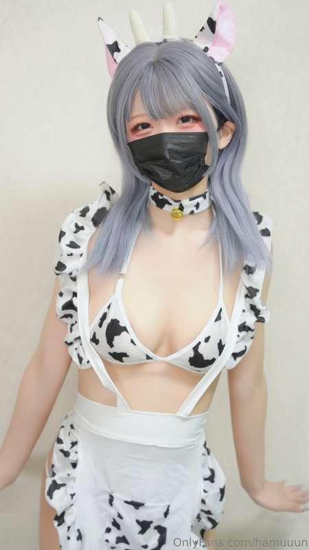 b/g moviecow cosplay🐮about 22min
