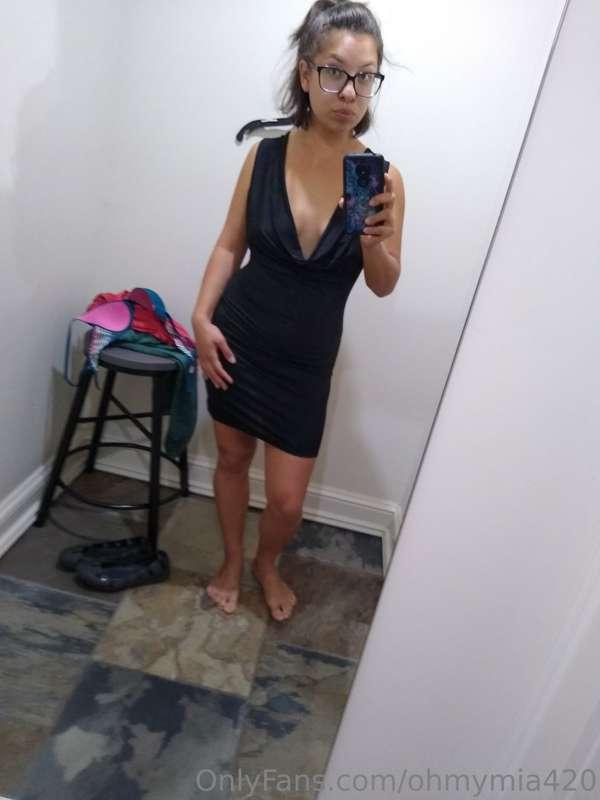 dressing room boobies and outfit