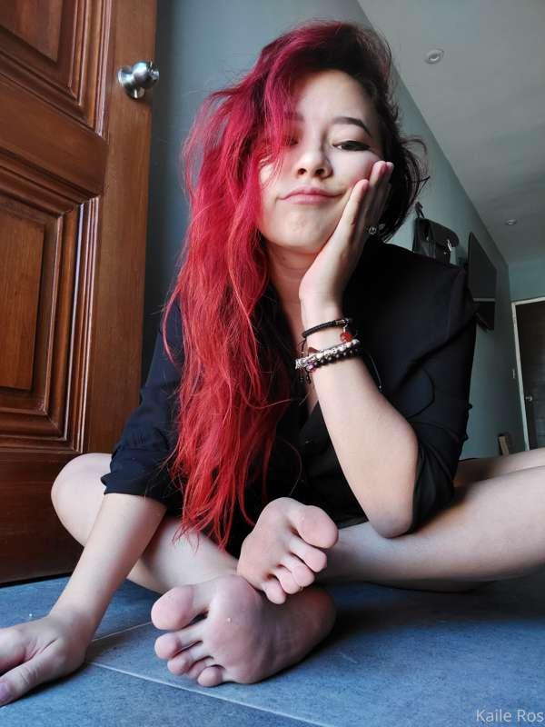 Do u have any pose ideas for me?