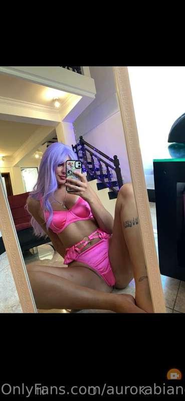 🍒 @khristina_violett 🥵 🍒 @khristina_violett 🍒 
Not shy away ..