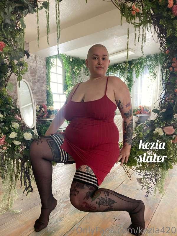 Morning cuties! Who wants to see more from this set?