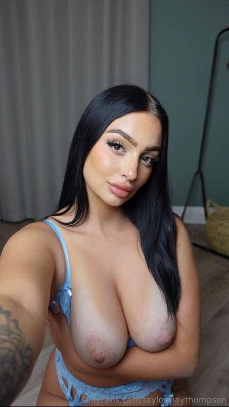 My fav babe @hannahthorn can't wait to get naughty - FREE vi..