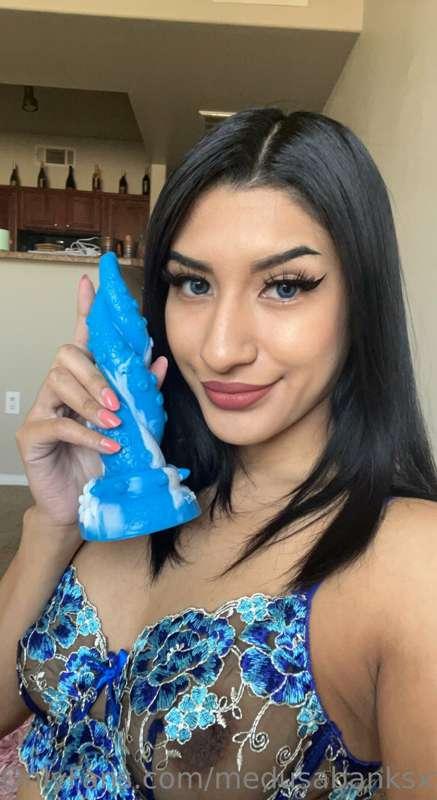 😜 let me rate your cock right now! I offer video, audio and ..