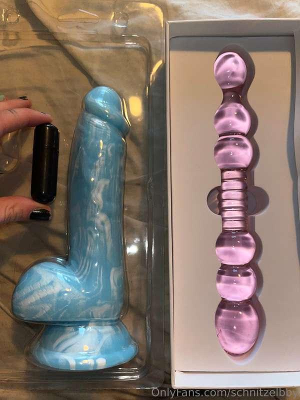 Hey lovelies, i got some really cute new toys today, so i wa..
