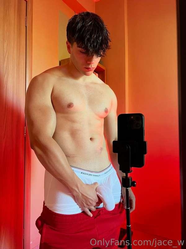 Hold it for me.