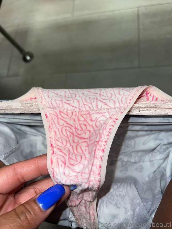 I actually soaked thru my pants lol 😳