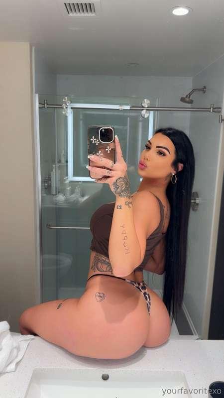 Dm me why u should be under this 💋