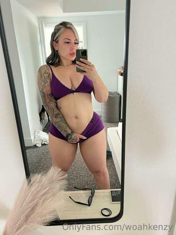 Purple looks good on me?💜