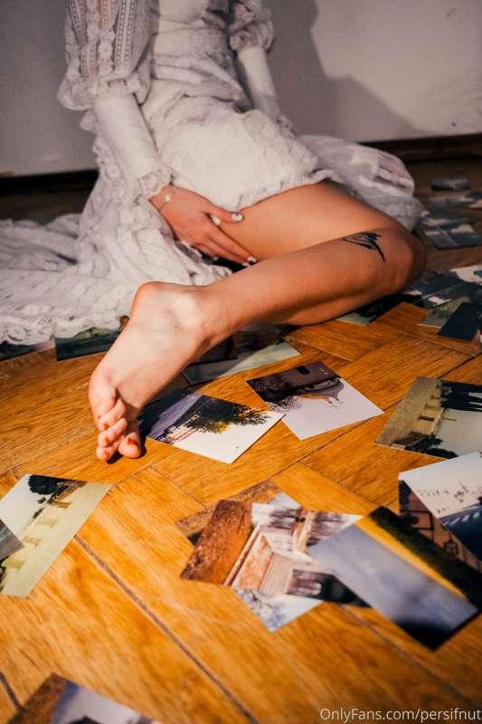 Feet, photos, feet, photos, feet 📸