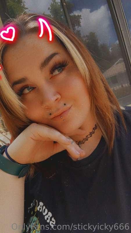 I would love to make some custom content for some of my amaz..