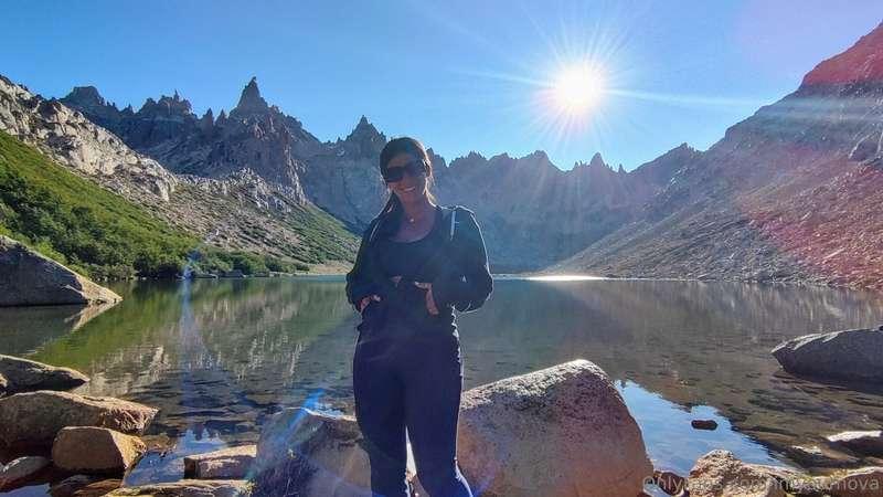 So that you can get to know me better, I'm leaving here some..