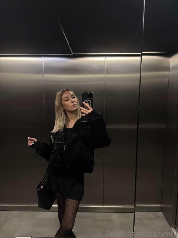 🌸 And then the morning comes, you spend an hour choosing the..