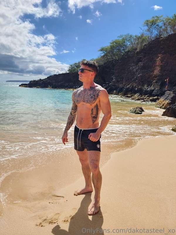 enjoying Hawaii 🌞