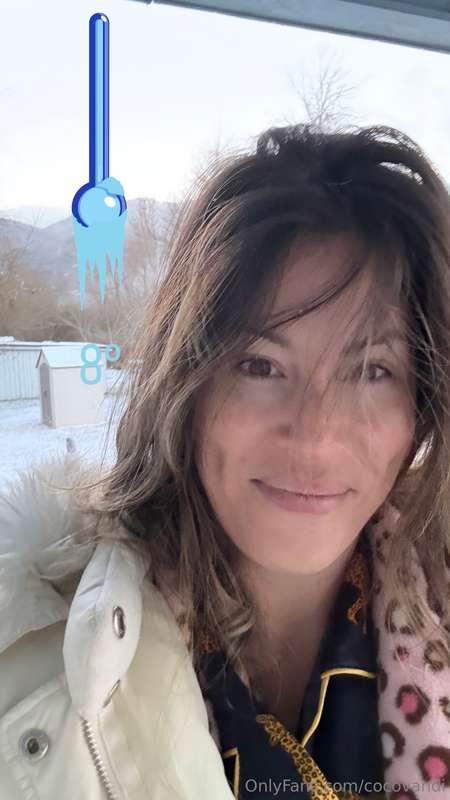 Snow day! Tomorrow the new complete series: MY STEPMOMS PERF..